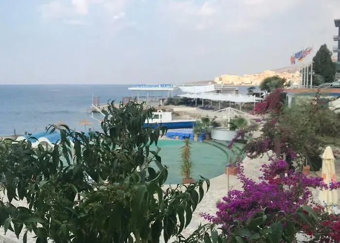 Bougainville Bay - 11 * Saranda