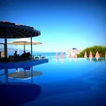 Bougainville Bay - 11 Villa *